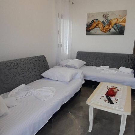 Miri'S Villa Саранда Экстерьер фото